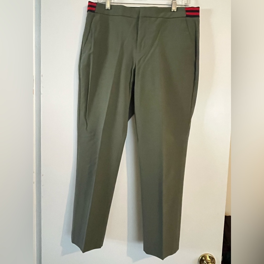 Army green Banana Republic pants, size 8